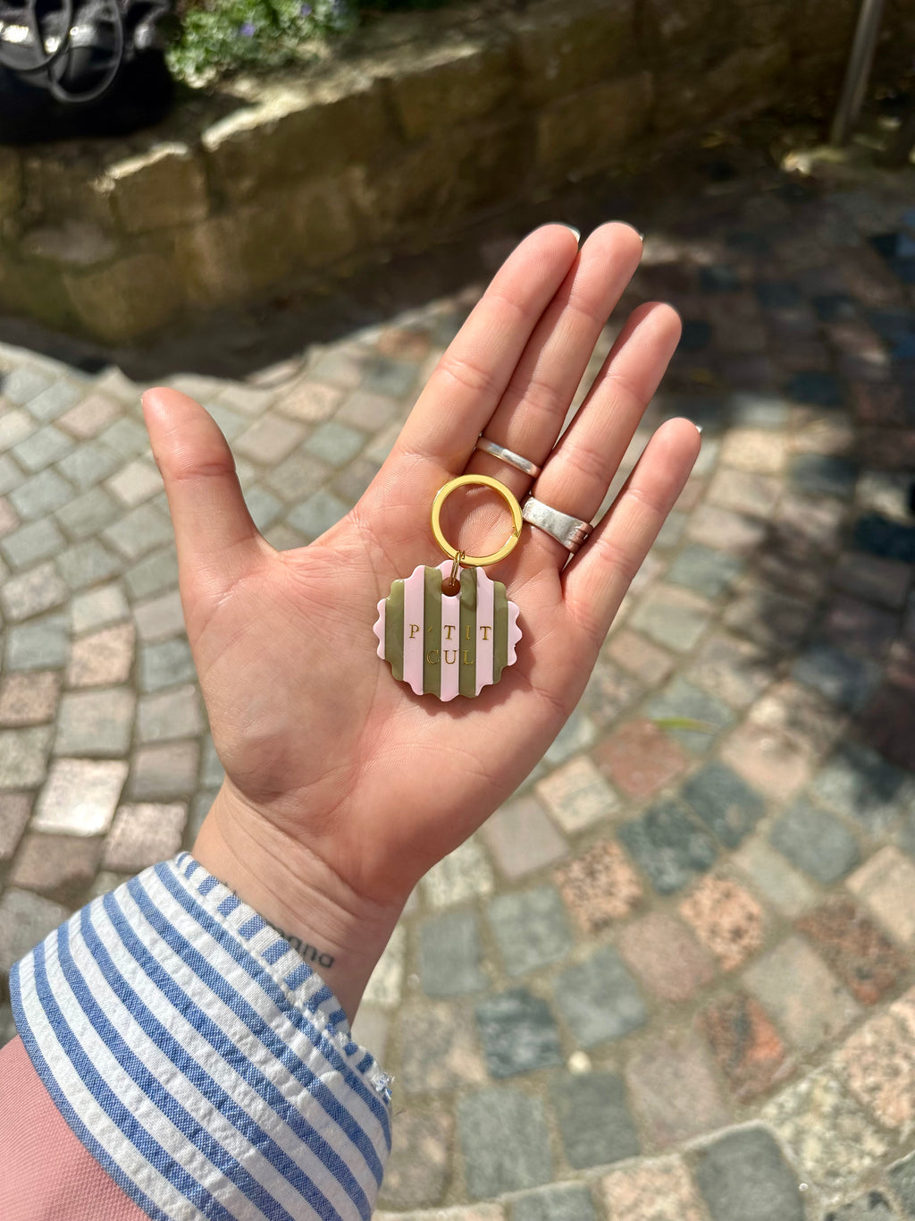 Médaille tartelette marnière sauge et rose