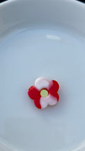 Titi bouton petite fleur rouge et blanc