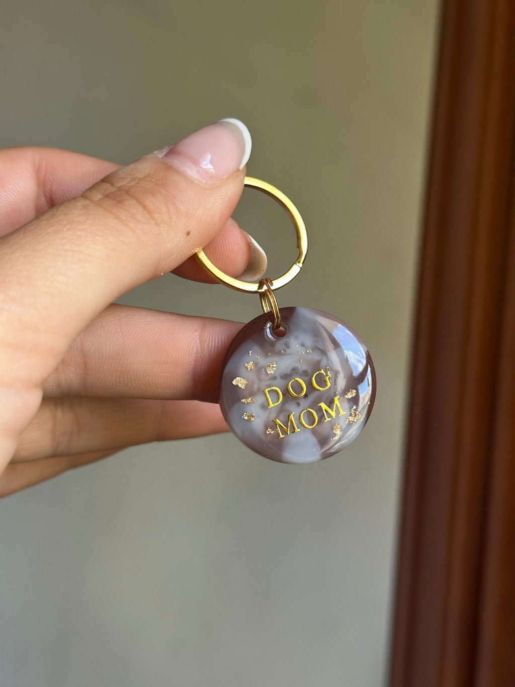 Porte-clés Dog Mom Choco viennois