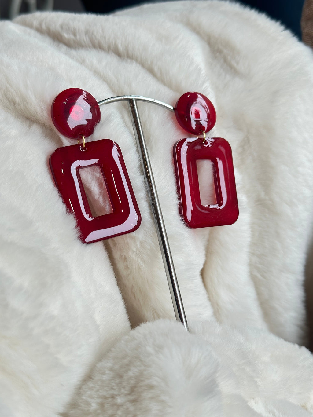 Les Marine rouge bordeau