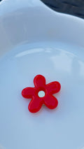 Titi bouton grande fleur rouge